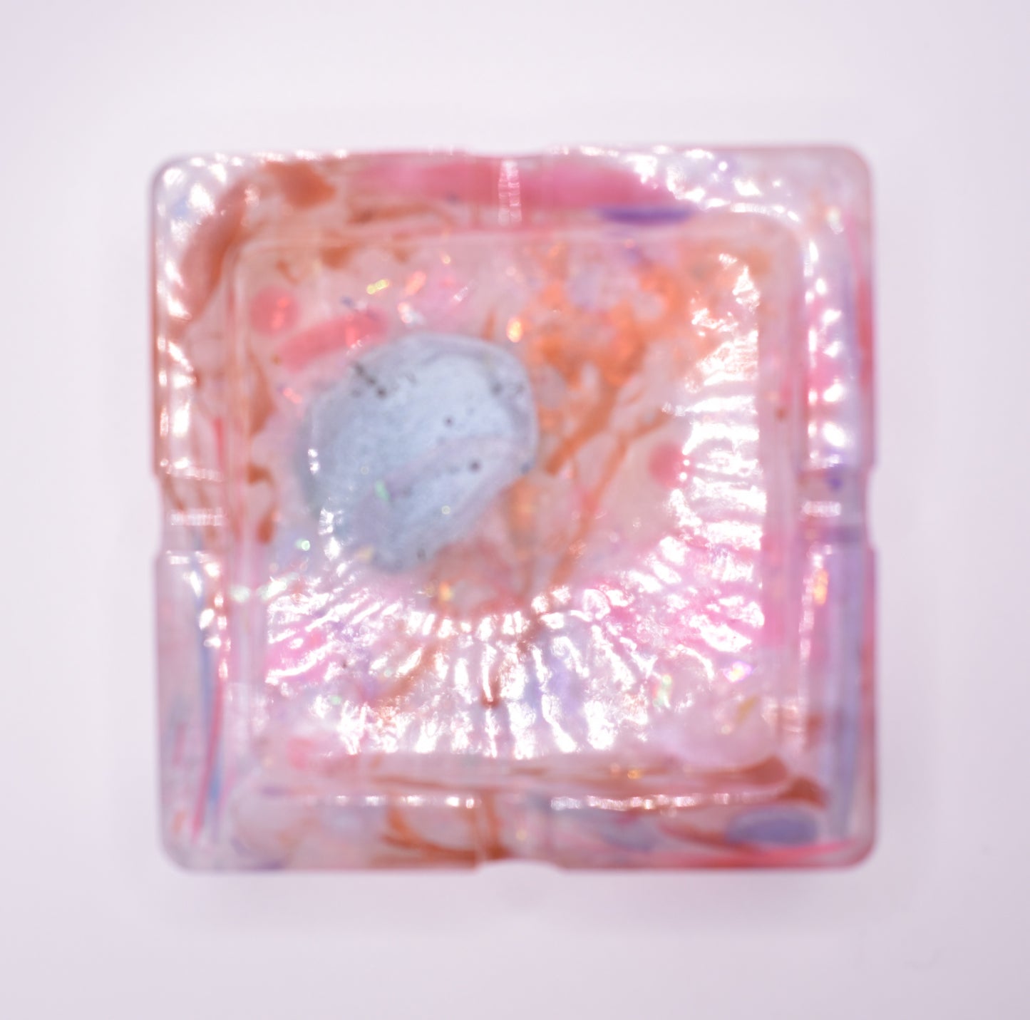Singular Drip Square Ash Tray