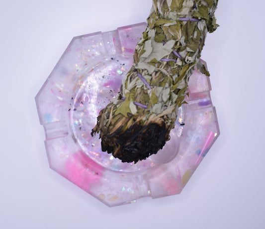 Singular Drip Hexagon Ash Tray